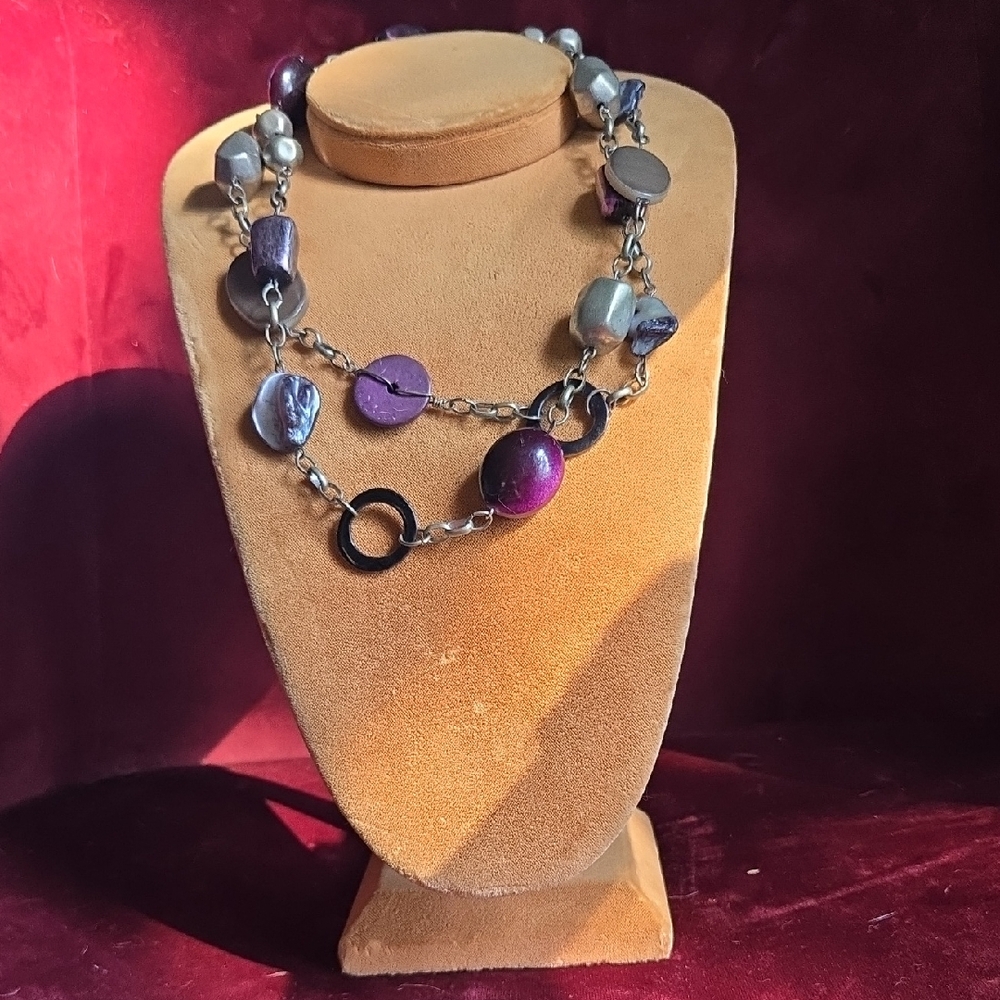 Vintage Chunky Chicos Style Purple and Silver Tone Necklace💫